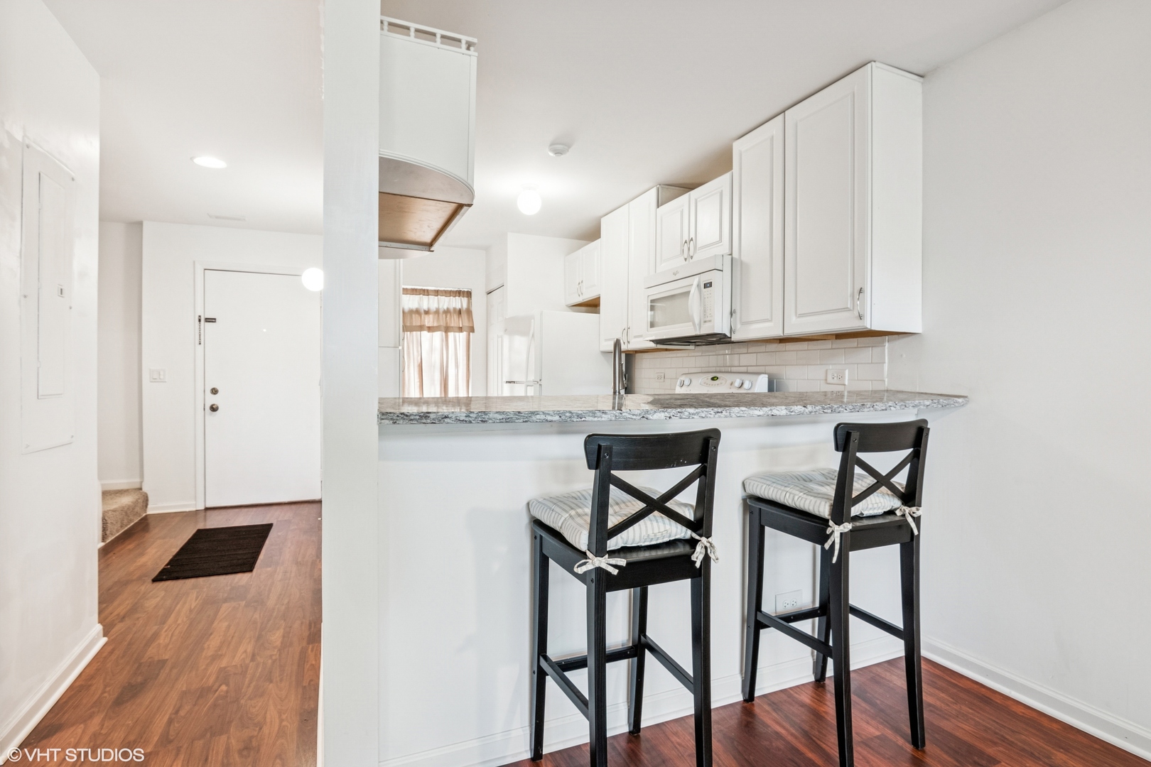 5916 Meadow Drive #149-A, Lisle, IL 60532