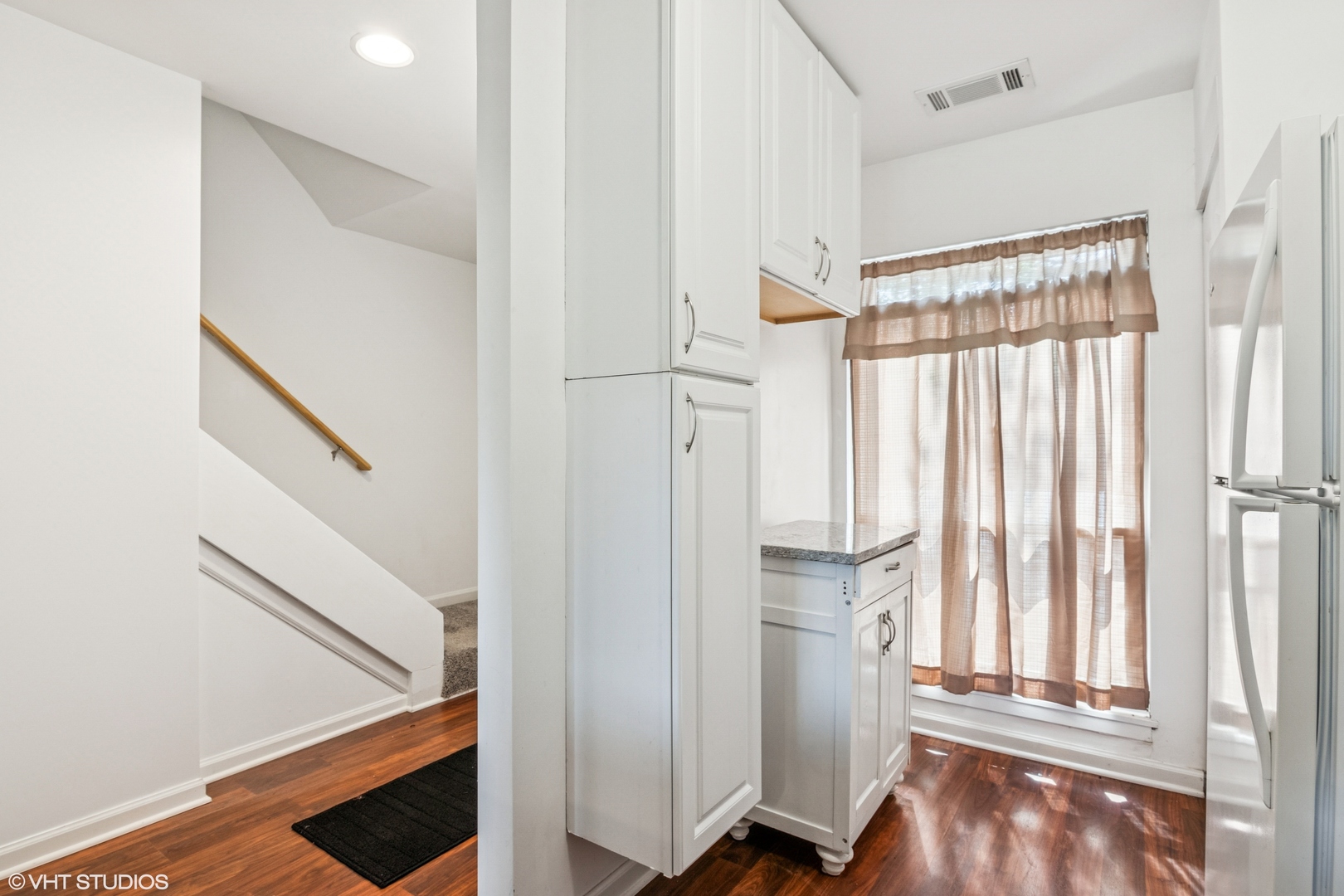 5916 Meadow Drive #149-A, Lisle, IL 60532