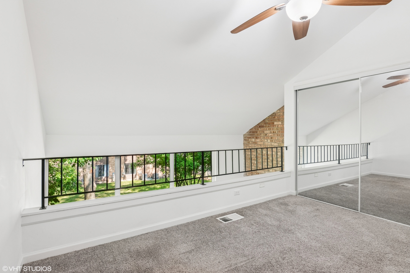 5916 Meadow Drive #149-A, Lisle, IL 60532