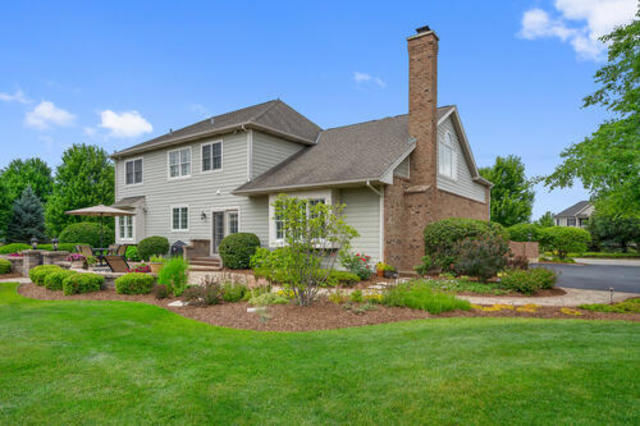 9 Olympic Drive, South Barrington, IL 60010