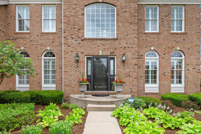 9 Olympic Drive, South Barrington, IL 60010