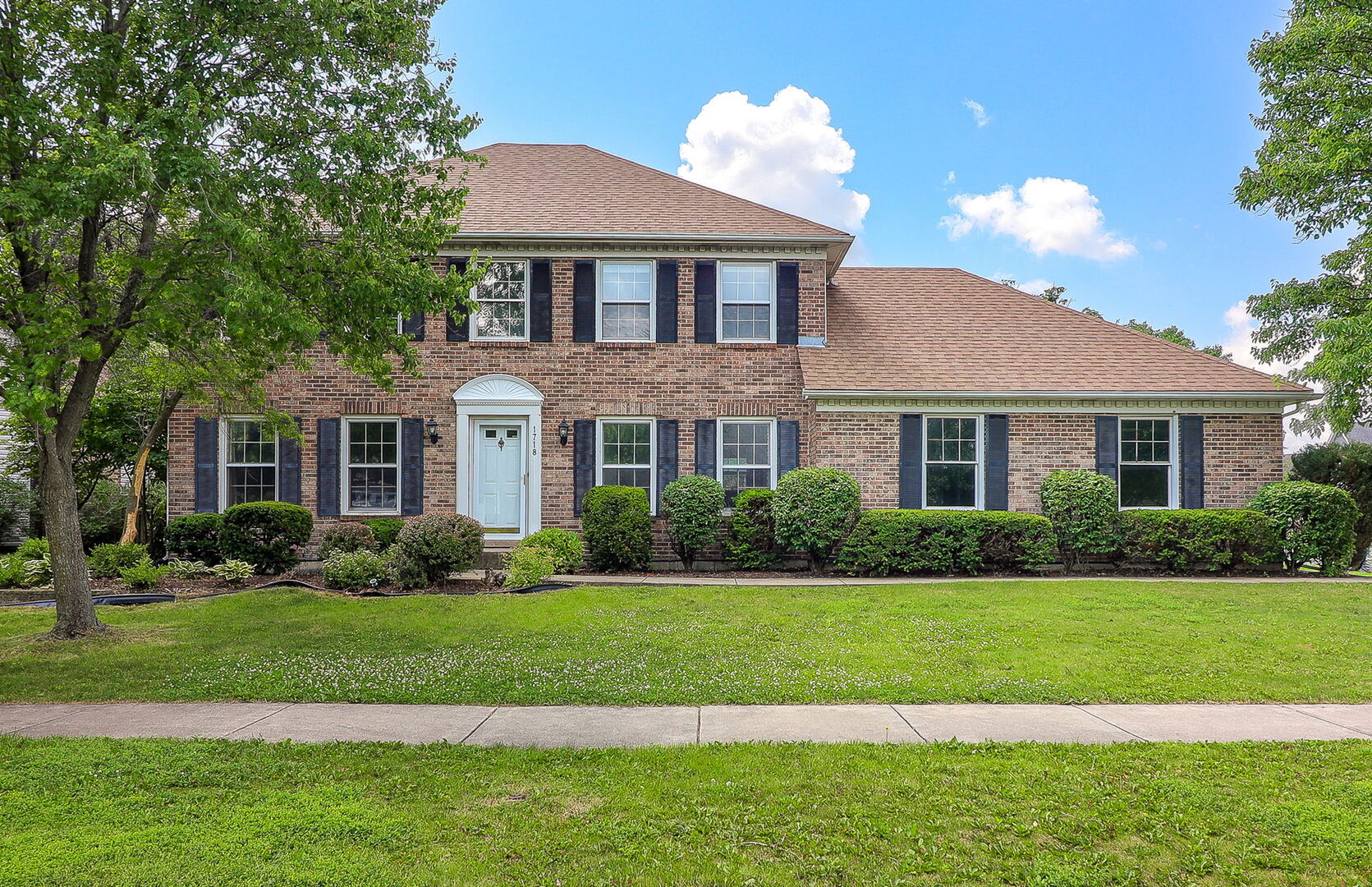 1718 BELOIT Drive, Naperville, IL 60565