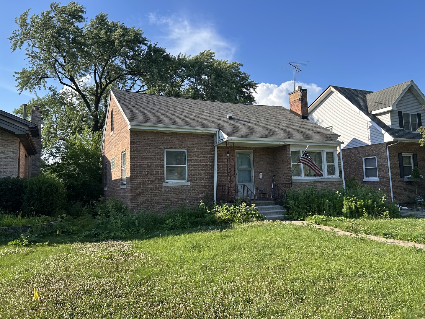 8633 Riverside Avenue, Brookfield, IL 60513