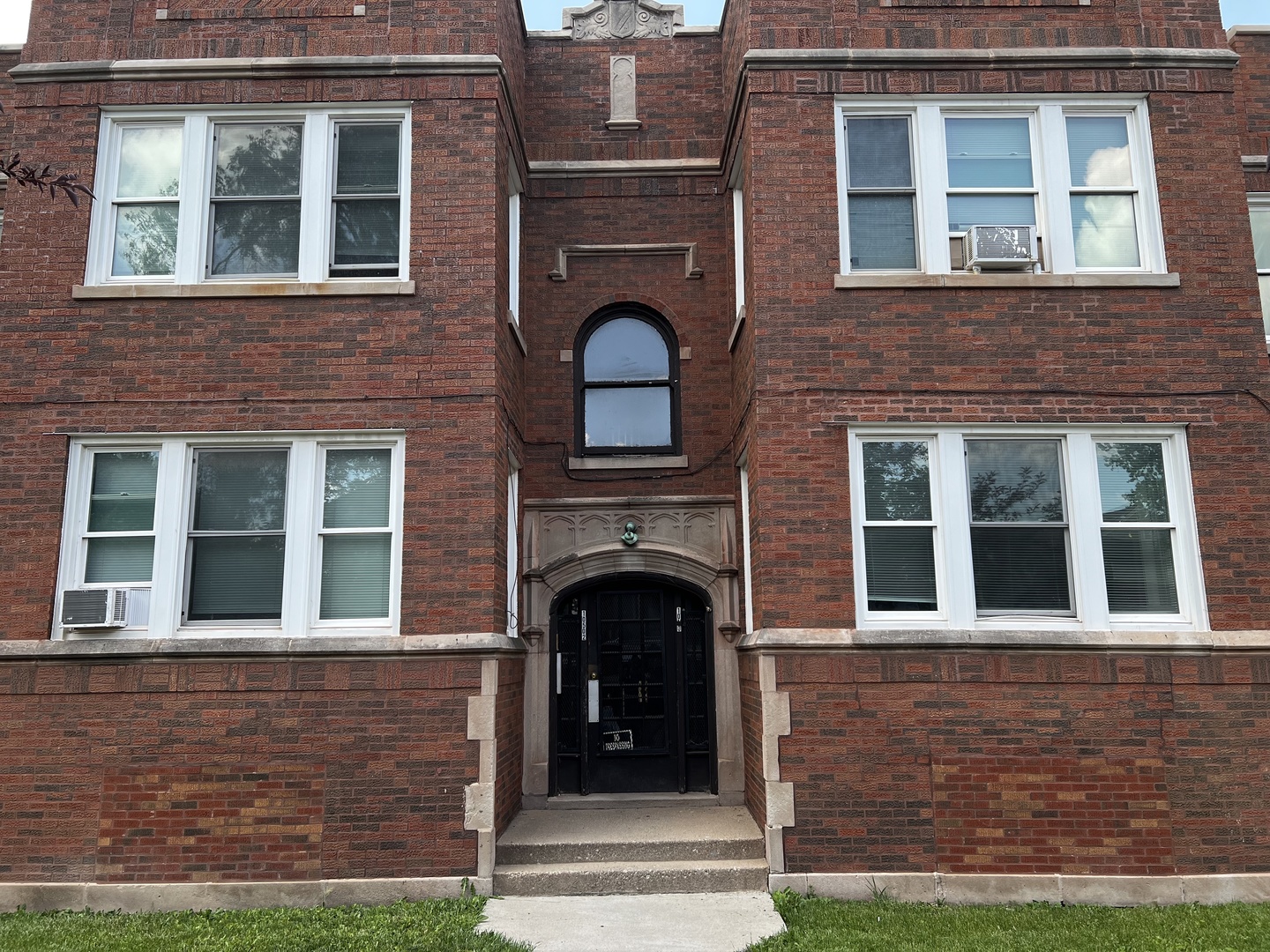 10500 S Wabash Avenue #02, Chicago, IL 60628