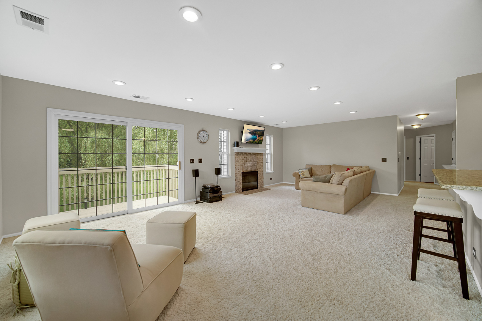 2623 Cobblestone Drive, Crystal Lake, IL 60012