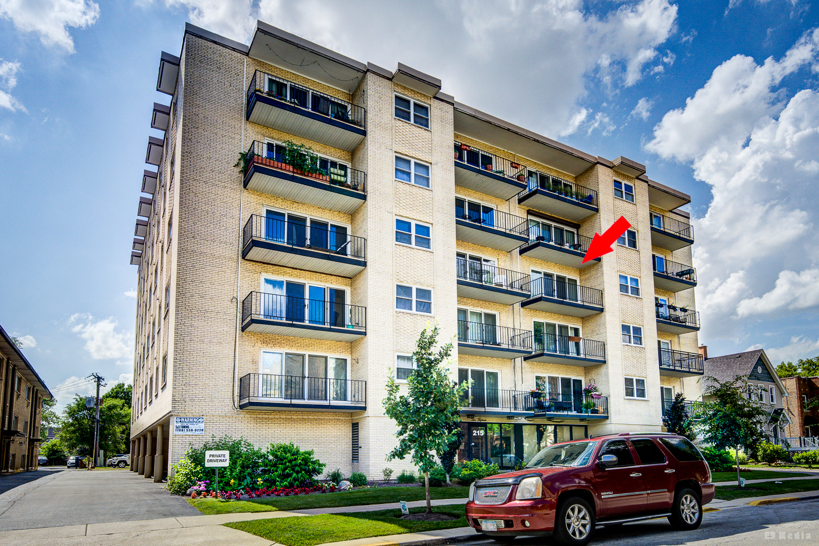 215 Marengo Avenue #4B, Forest Park, IL 60130