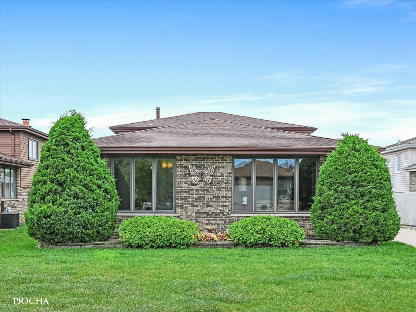 5843 W 75th Place, Burbank, IL 60459