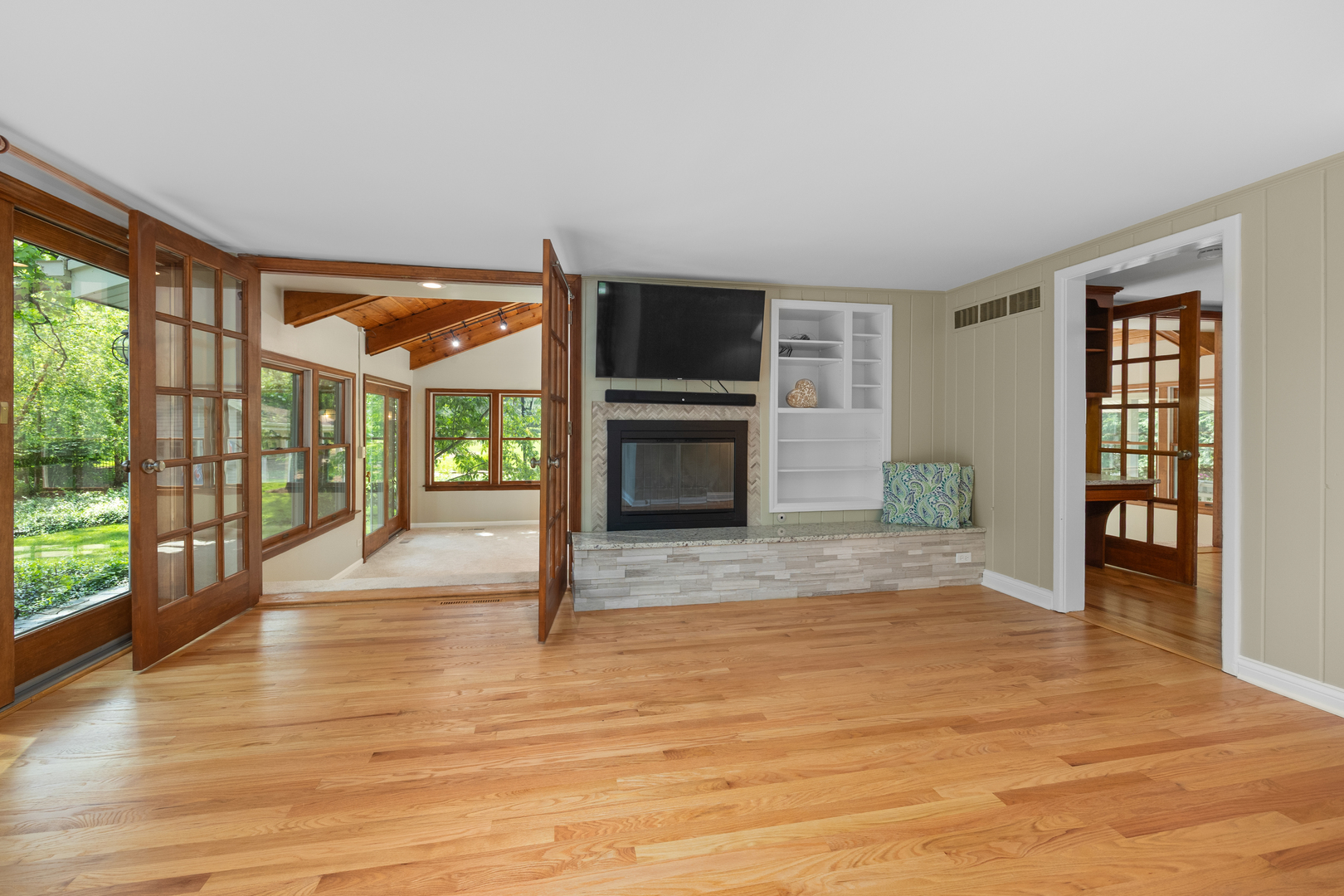 4416 Seeley Avenue, Downers Grove, IL 60515