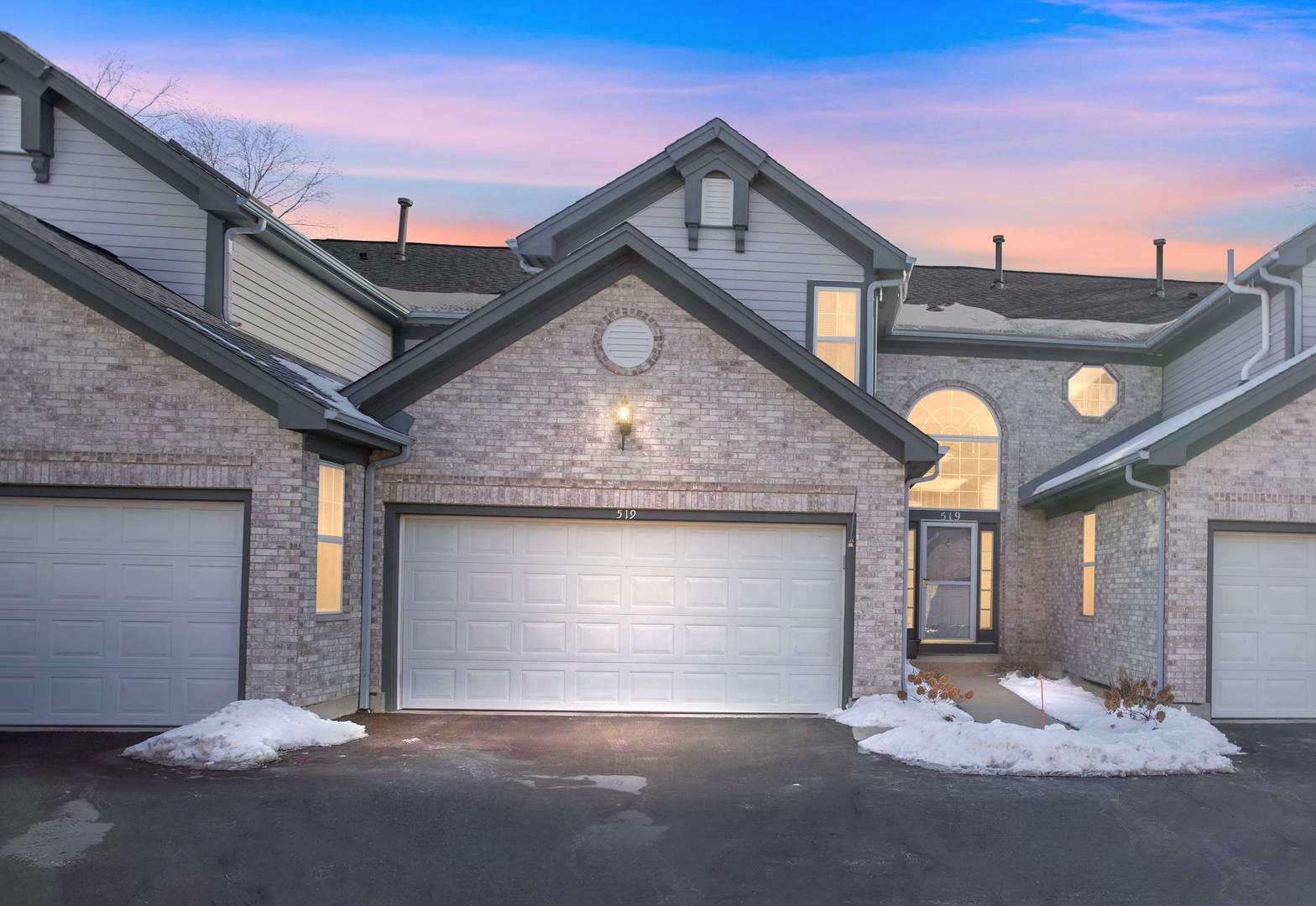 519 KRESSWOOD Drive, McHenry, IL 60050