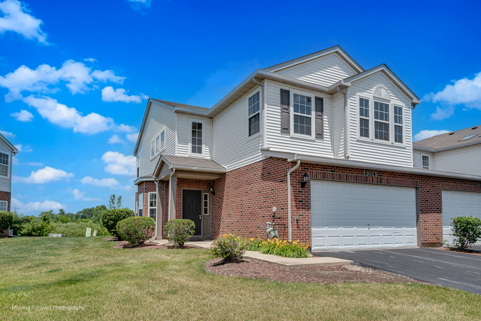6324 Pond View Drive, Matteson, IL 60443