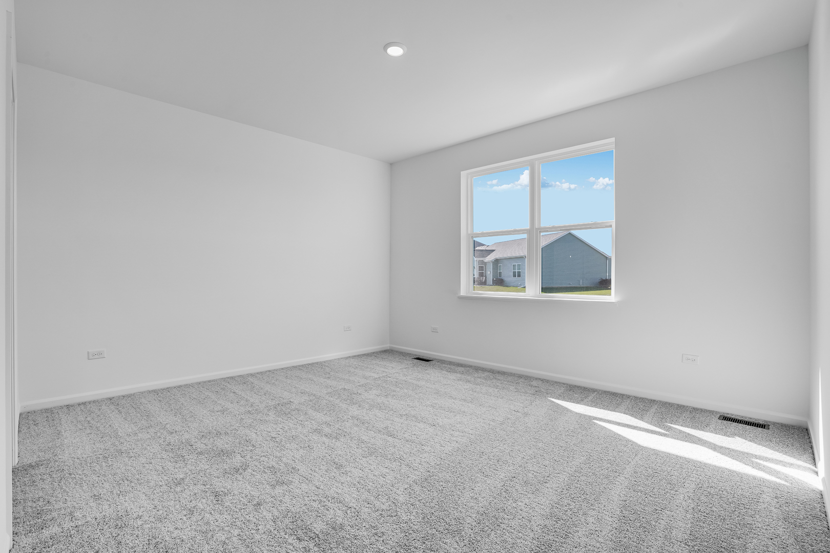 1023 Greenleaf Street, Sycamore, IL 60178