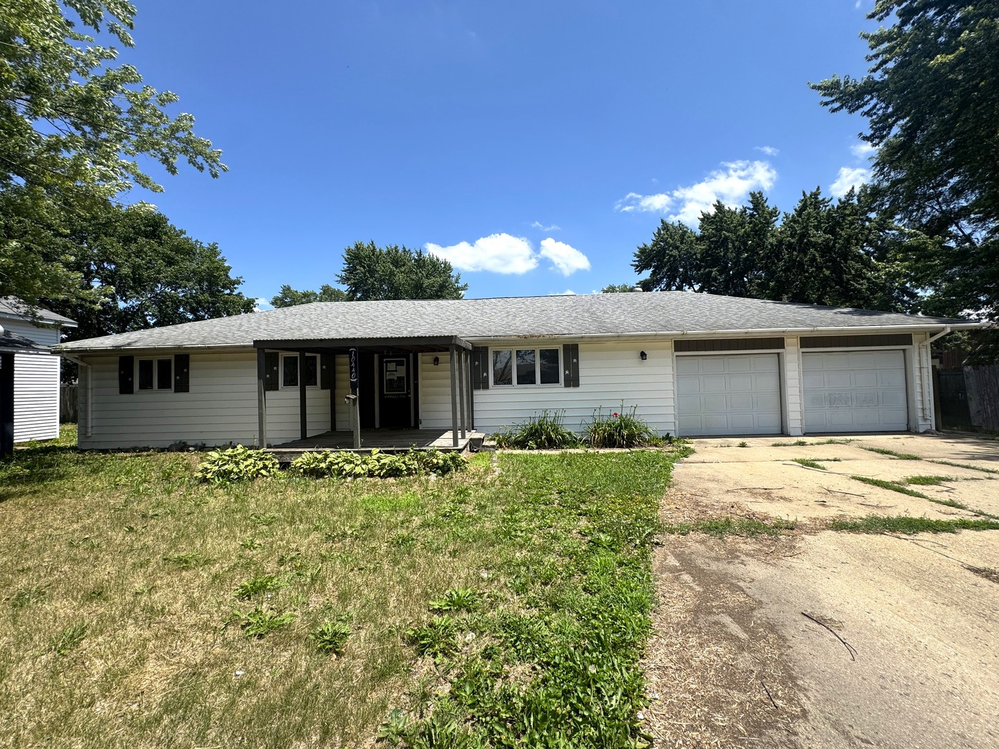 10440 Hussung Drive, Rock Falls, IL 61071