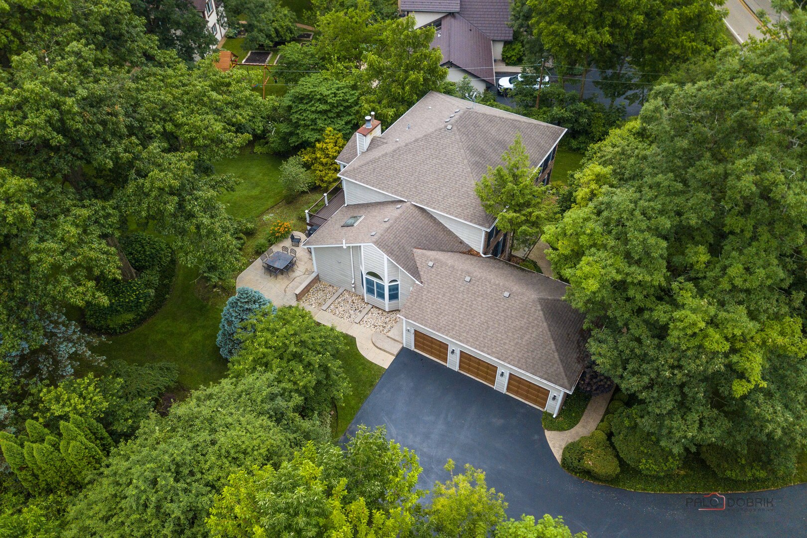 15393 W Oak Spring Road, Libertyville, IL 60048