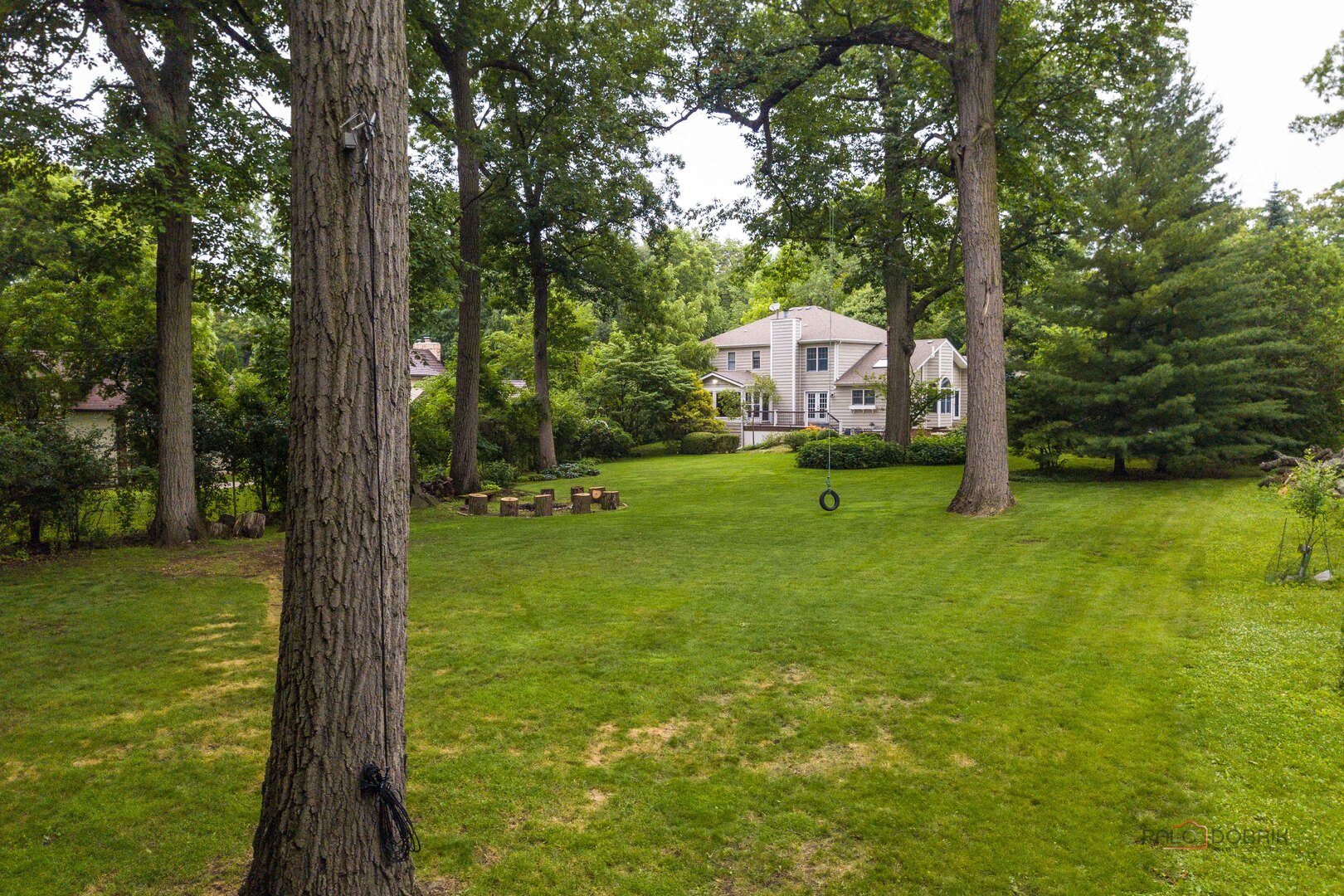 15393 W Oak Spring Road, Libertyville, IL 60048