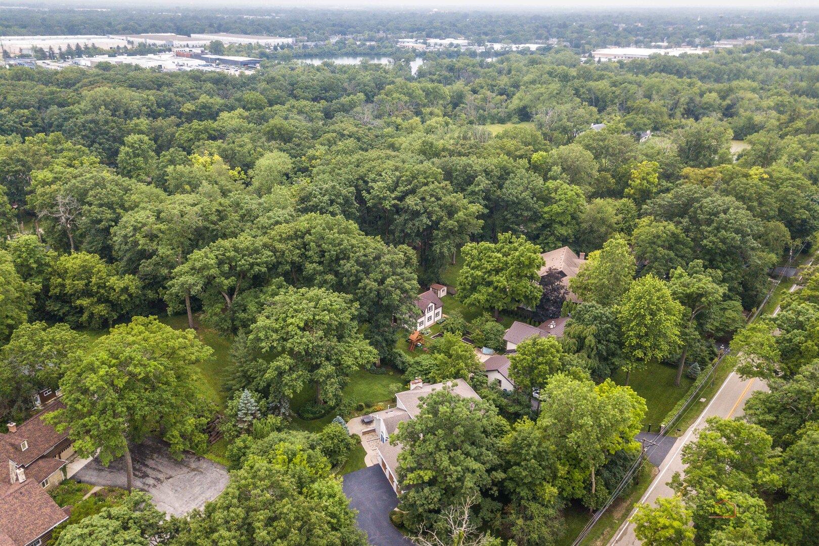 15393 W Oak Spring Road, Libertyville, IL 60048