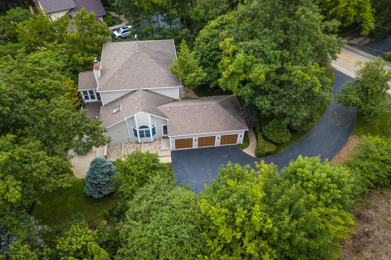 15393 W Oak Spring Road, Libertyville, IL 60048