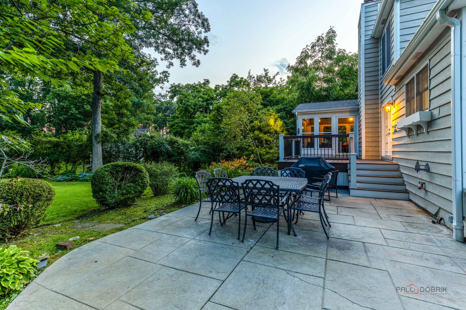 15393 W Oak Spring Road, Libertyville, IL 60048