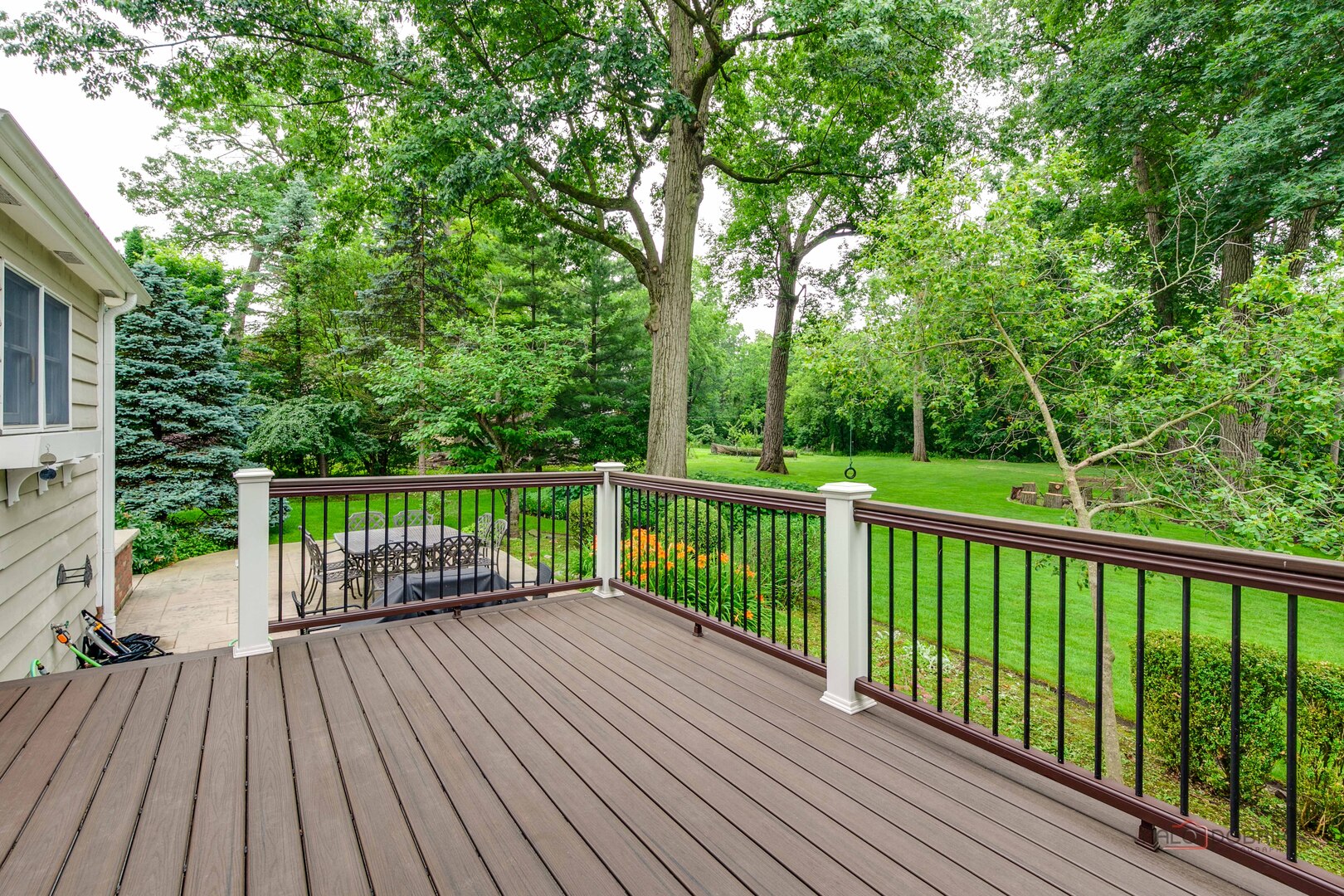 15393 W Oak Spring Road, Libertyville, IL 60048