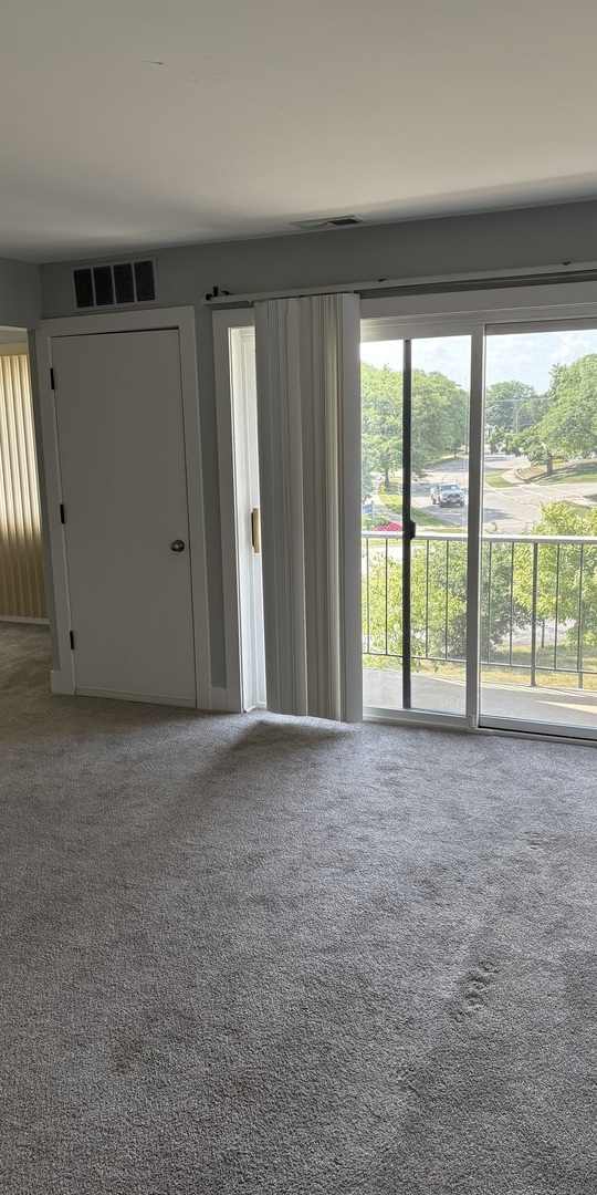 14949 Lakeview Drive #204, Orland Park, IL 60462