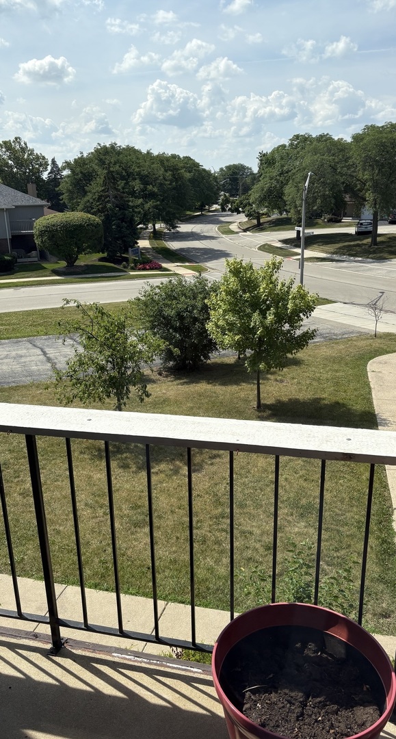 14949 Lakeview Drive #204, Orland Park, IL 60462