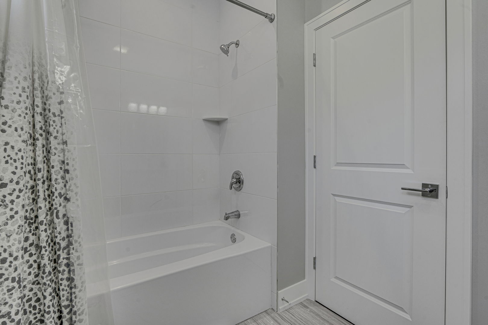 814 S Tripp Avenue, Chicago, IL 60624