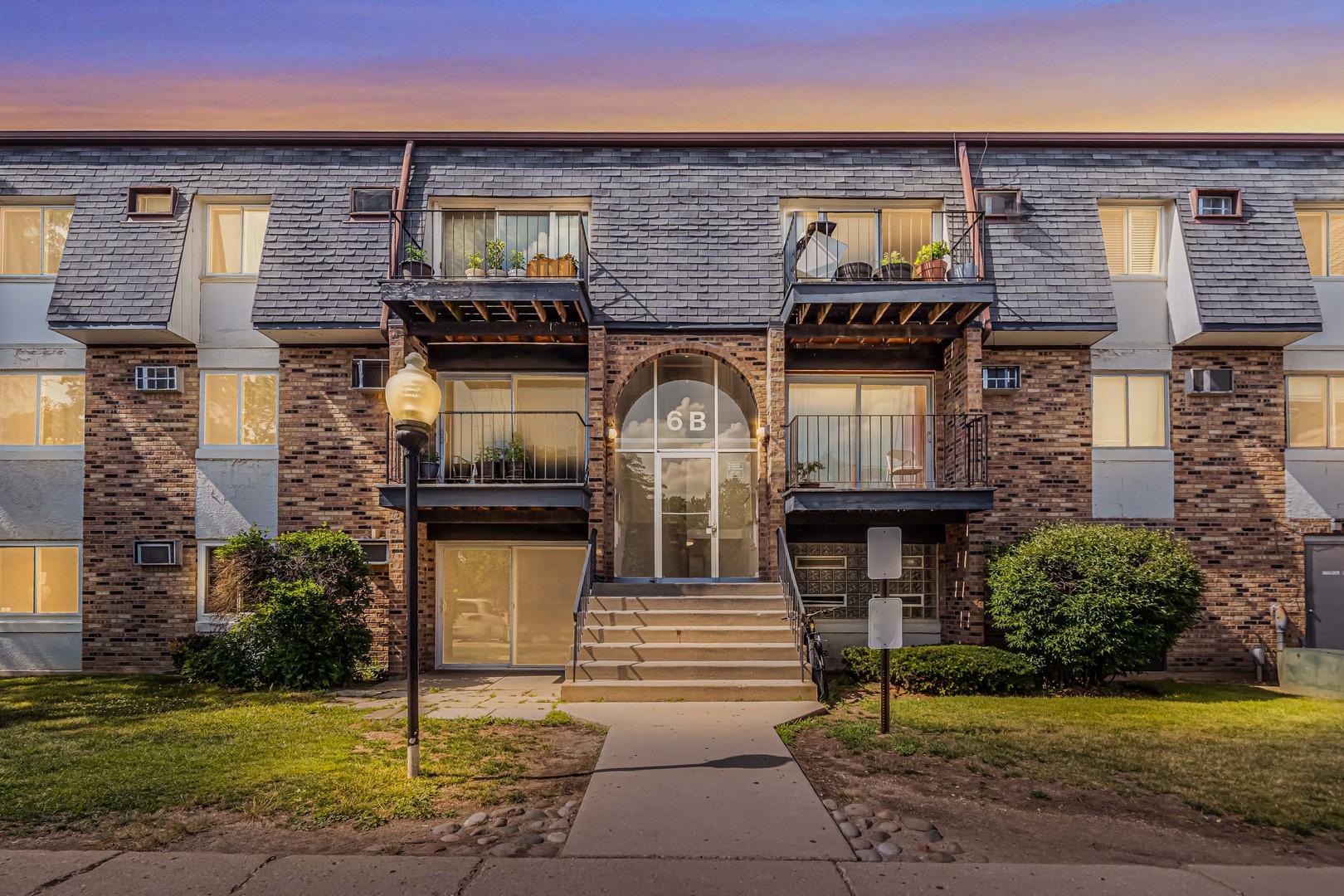 6B E Dundee Quarter Drive #101, Palatine, IL 60074
