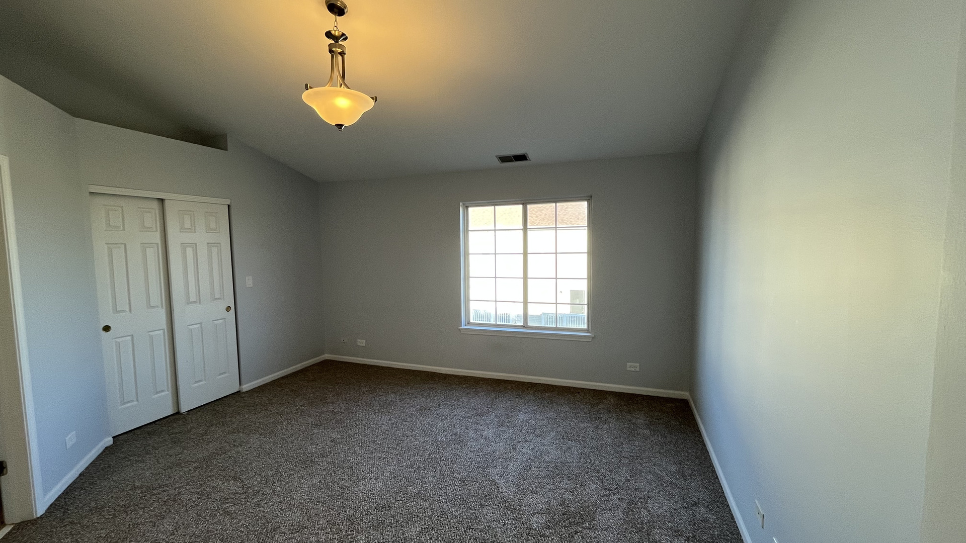 9425 Harrison Street #5-714, Des Plaines, IL 60016