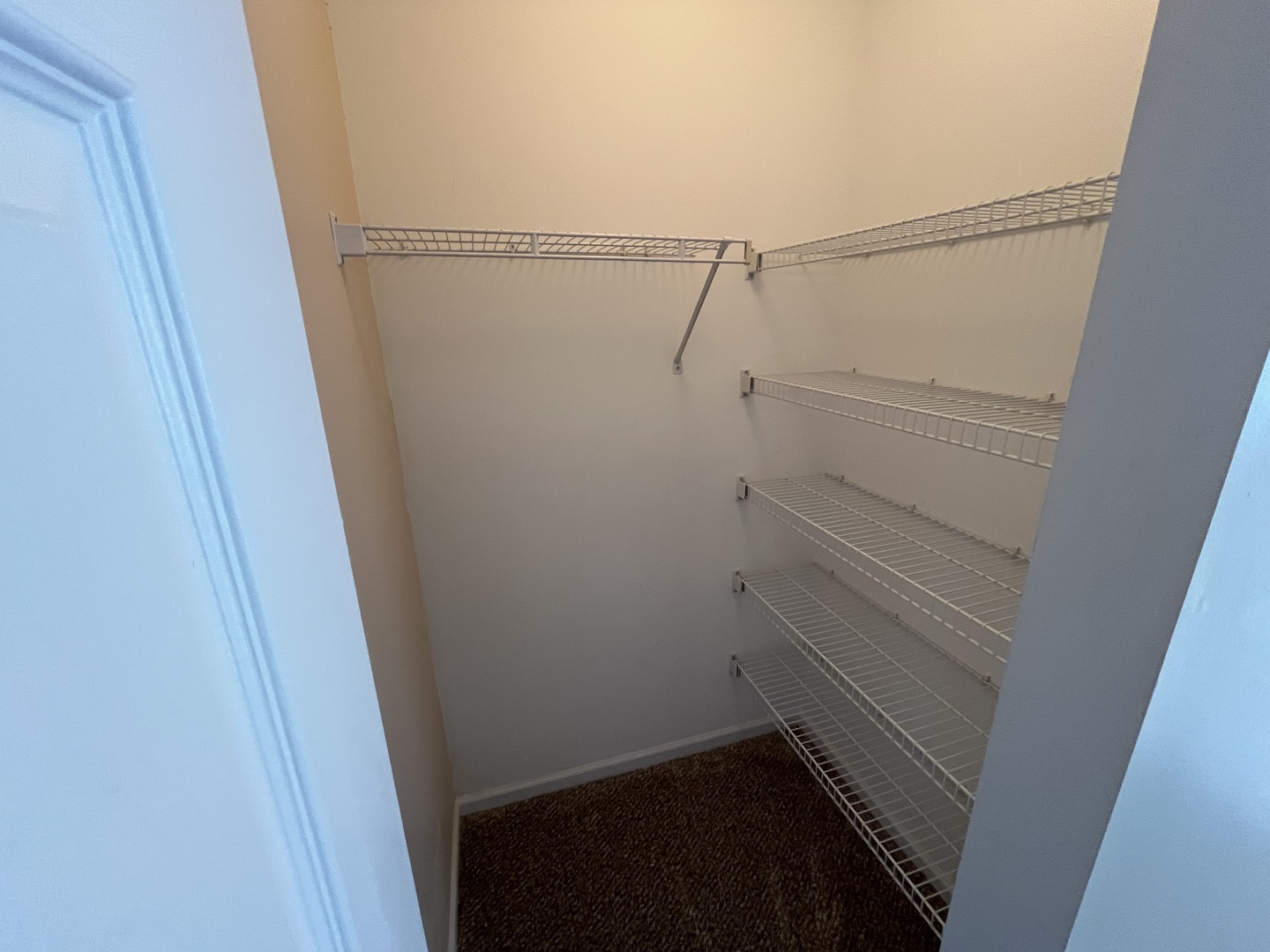 9425 Harrison Street #5-714, Des Plaines, IL 60016