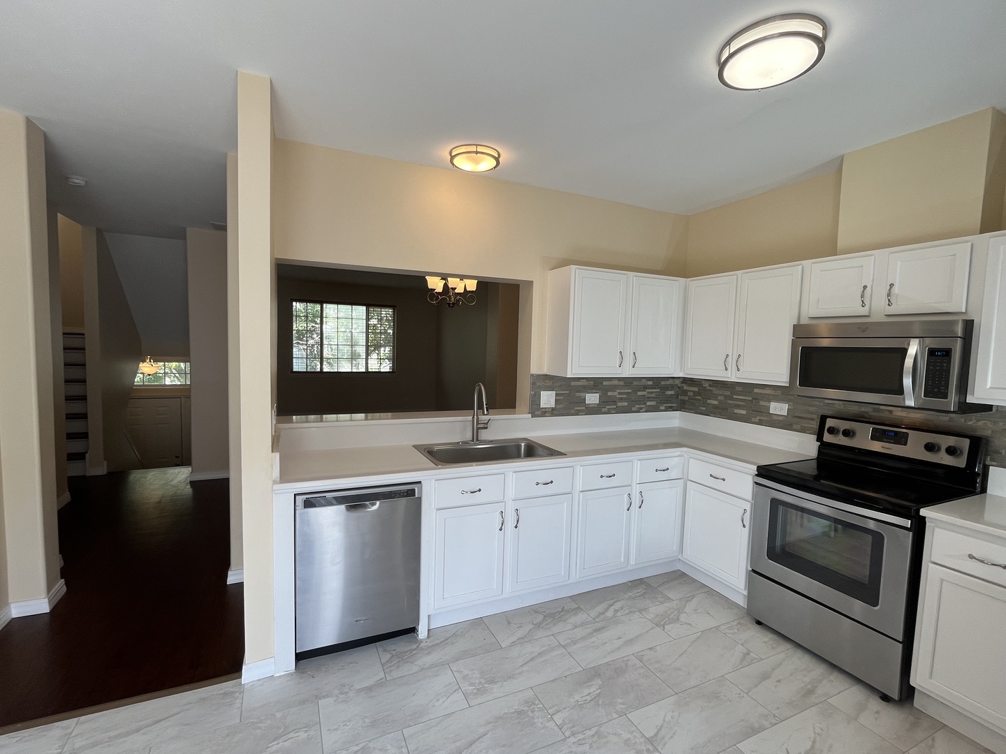 9425 Harrison Street #5-714, Des Plaines, IL 60016