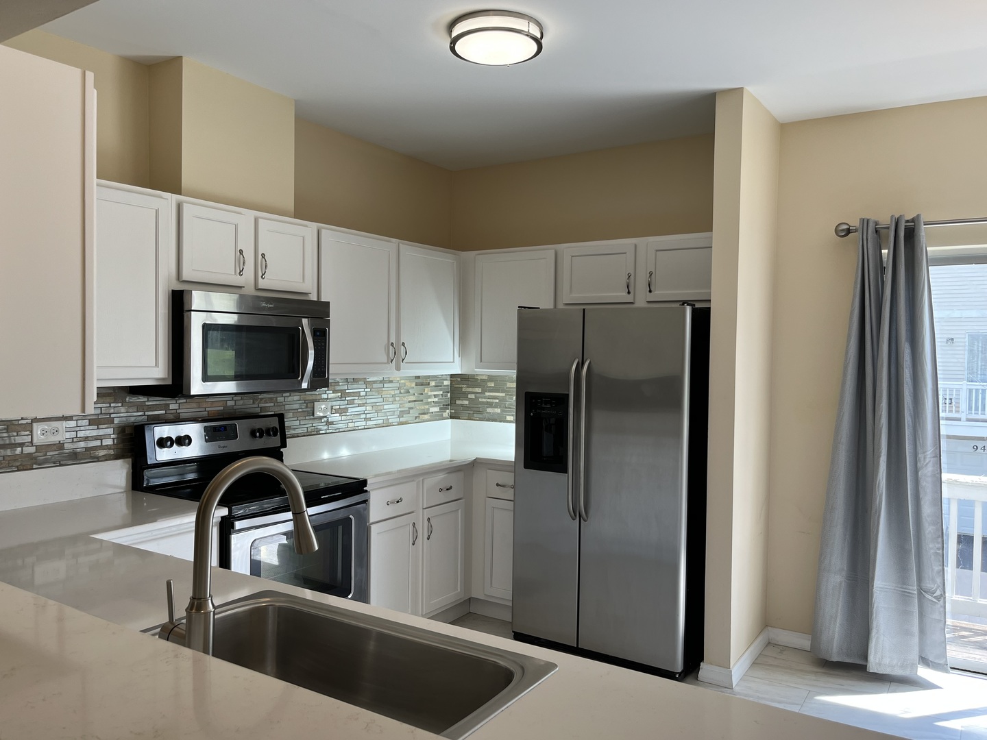 9425 Harrison Street #5-714, Des Plaines, IL 60016