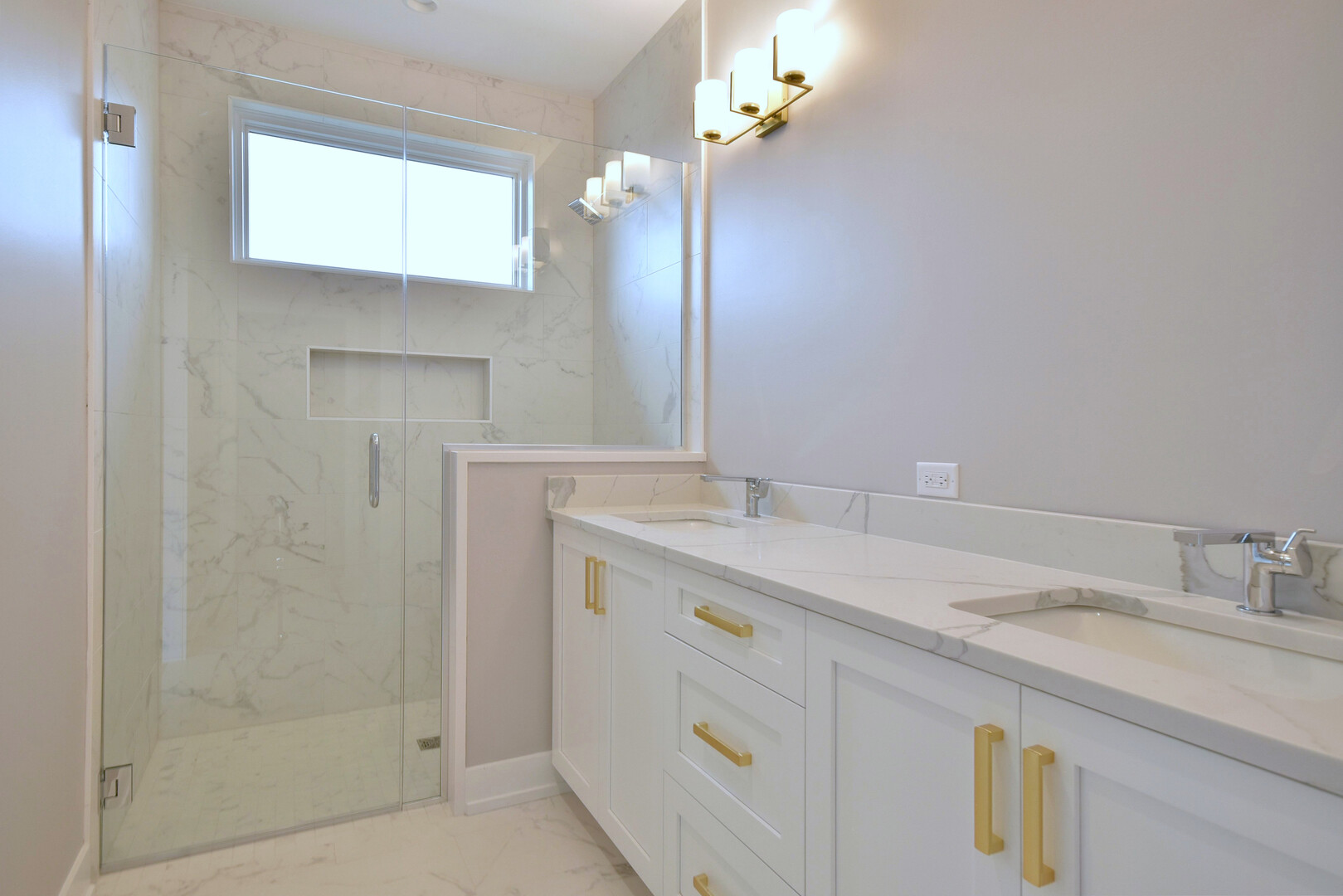 254 N Addison Avenue, Elmhurst, IL 60126