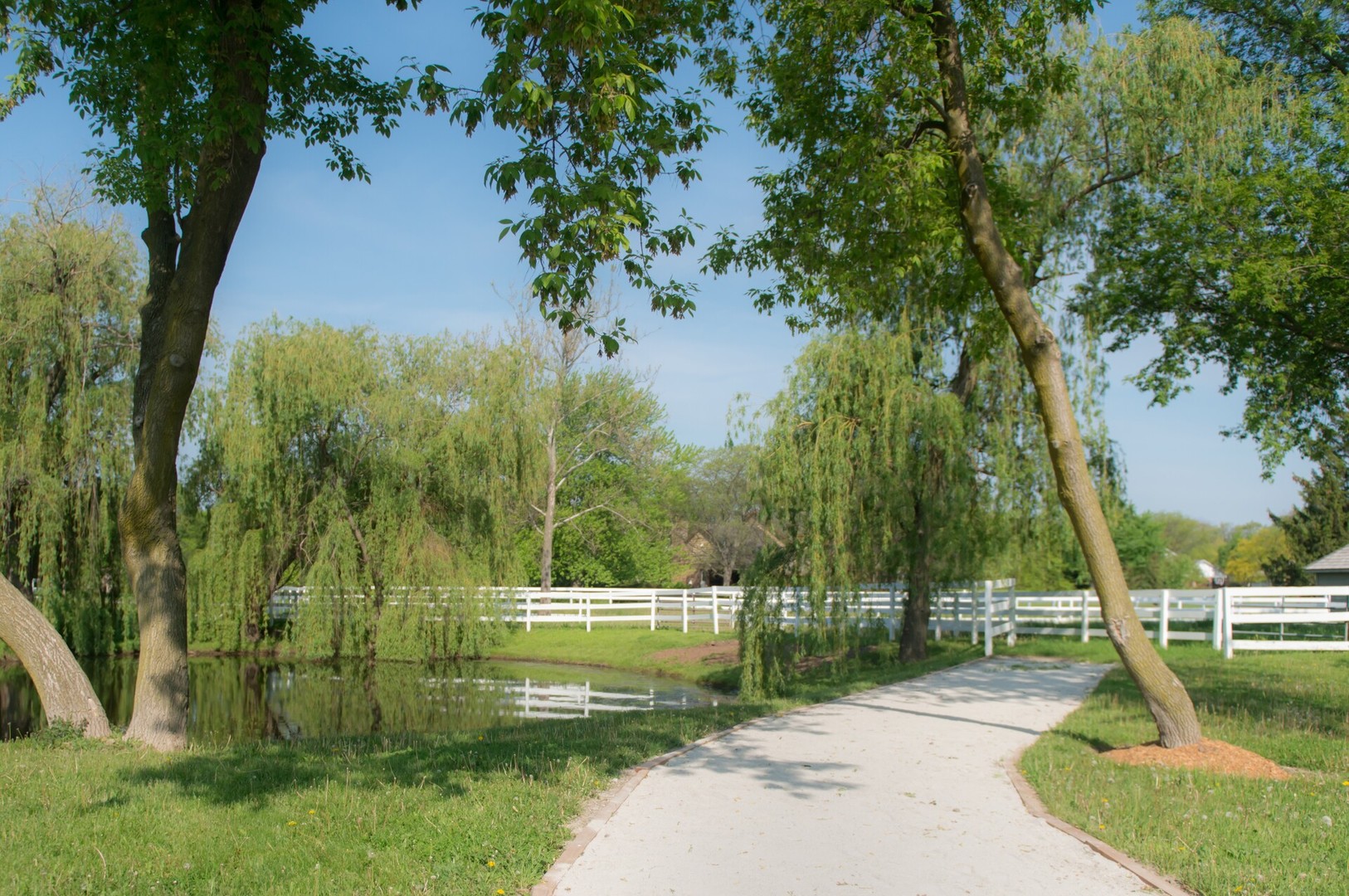 14314 Towne Trail, Green Oaks, IL 60048
