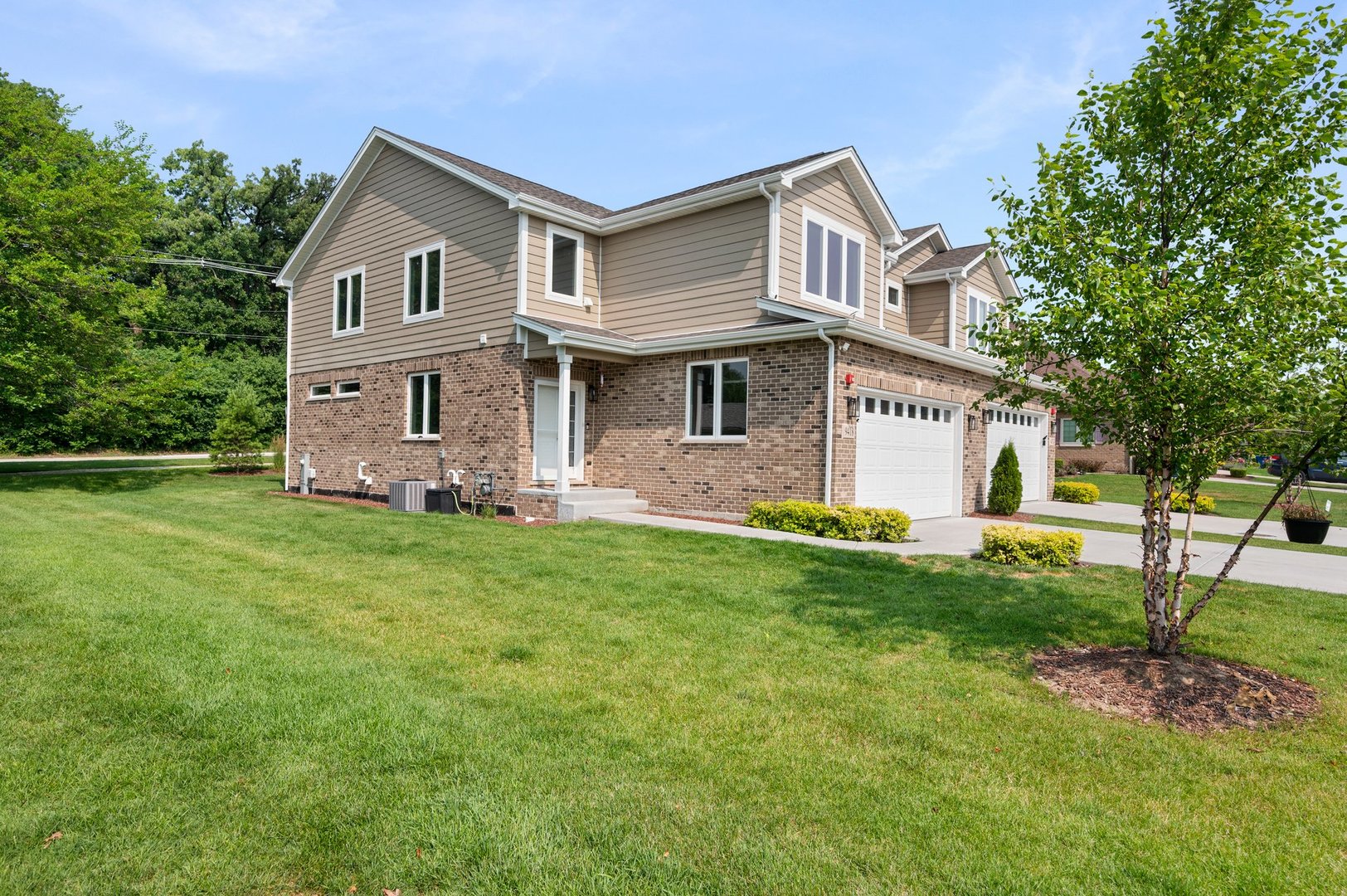 9418 Saratoga Court, Hickory Hills, IL 60457