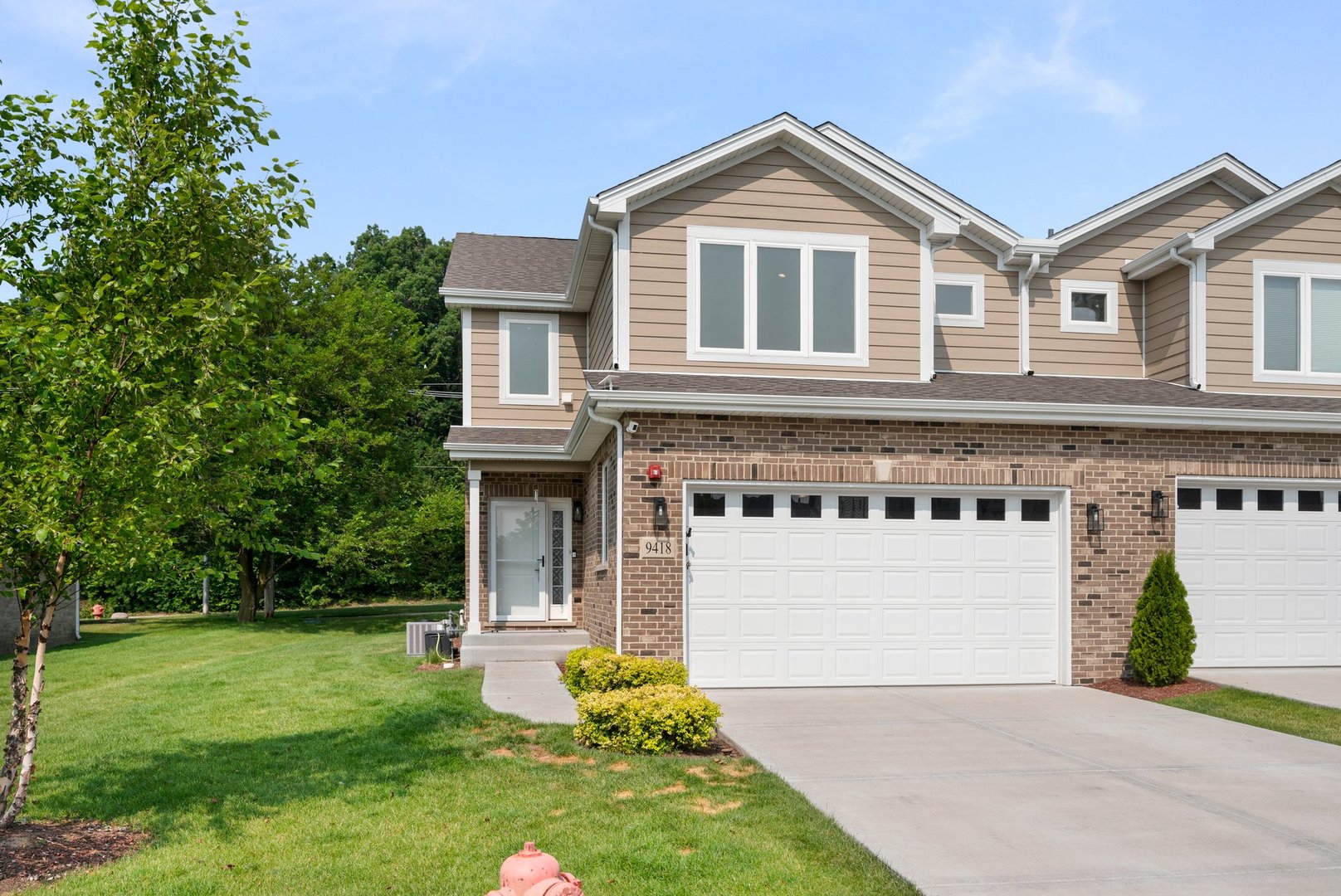 9418 Saratoga Court, Hickory Hills, IL 60457