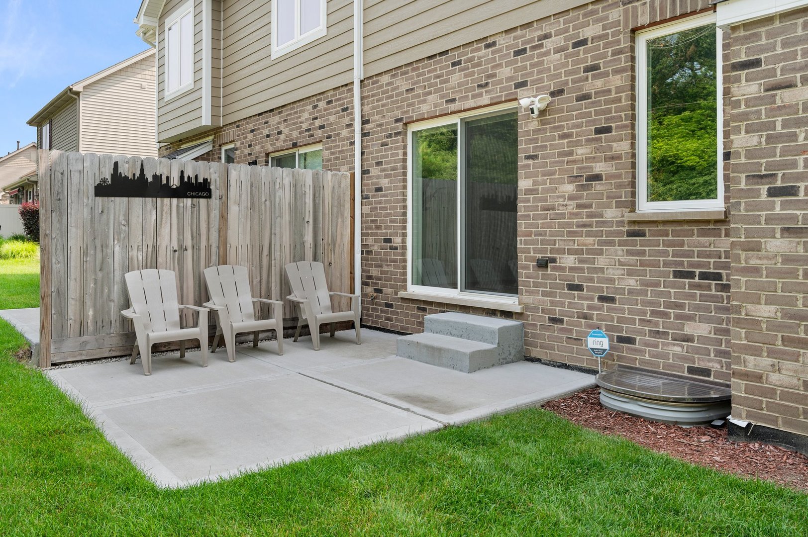 9418 Saratoga Court, Hickory Hills, IL 60457