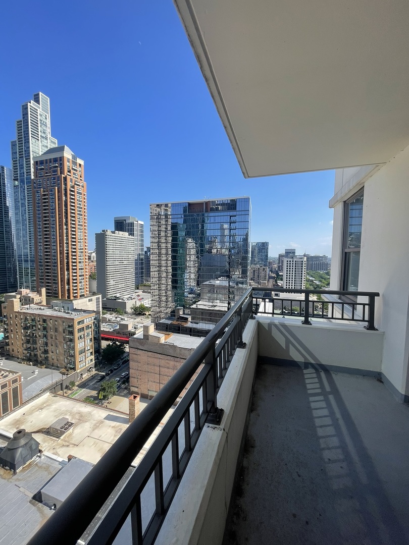 1101 S State Street #2104, Chicago, IL 60605