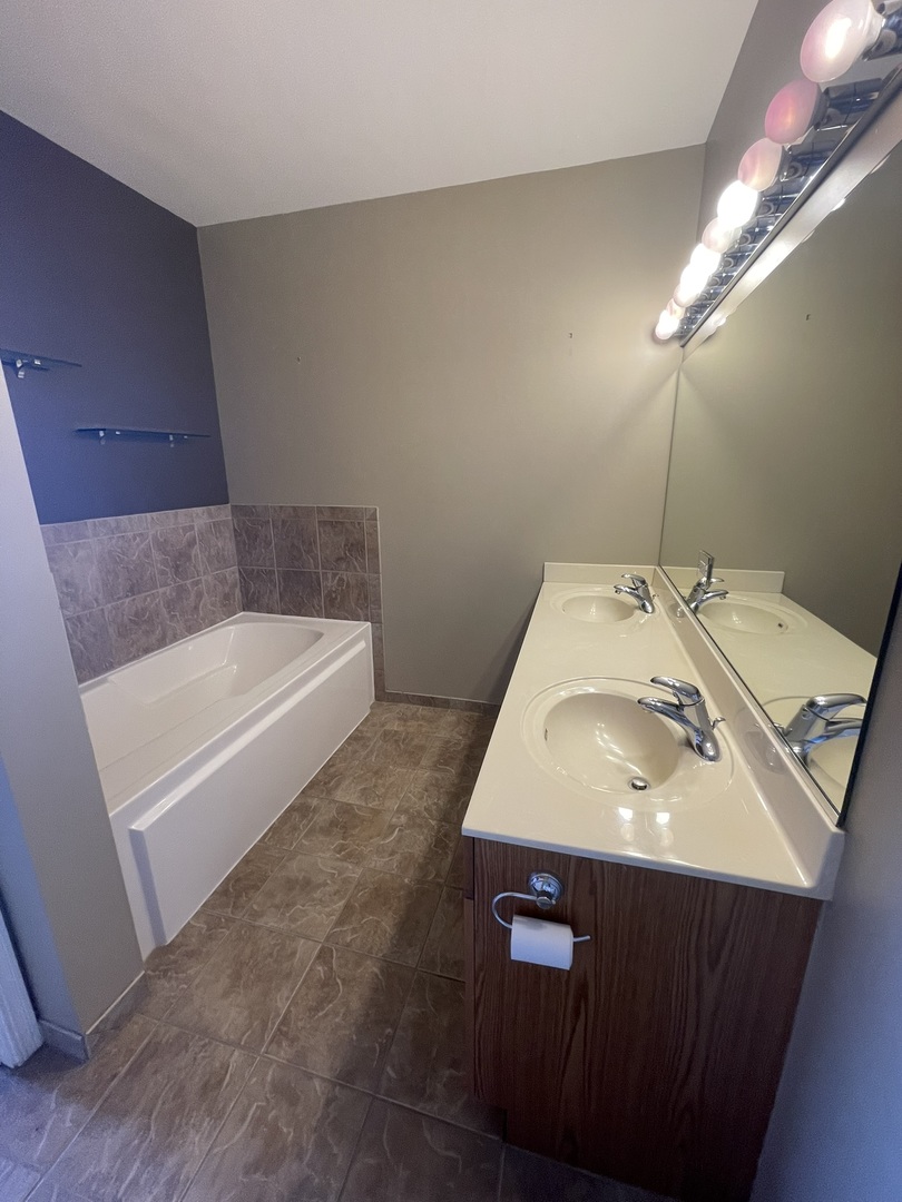 1101 S State Street #2104, Chicago, IL 60605