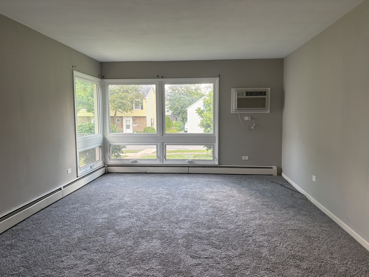 629 S Main Street #FRONT, Naperville, IL 60540