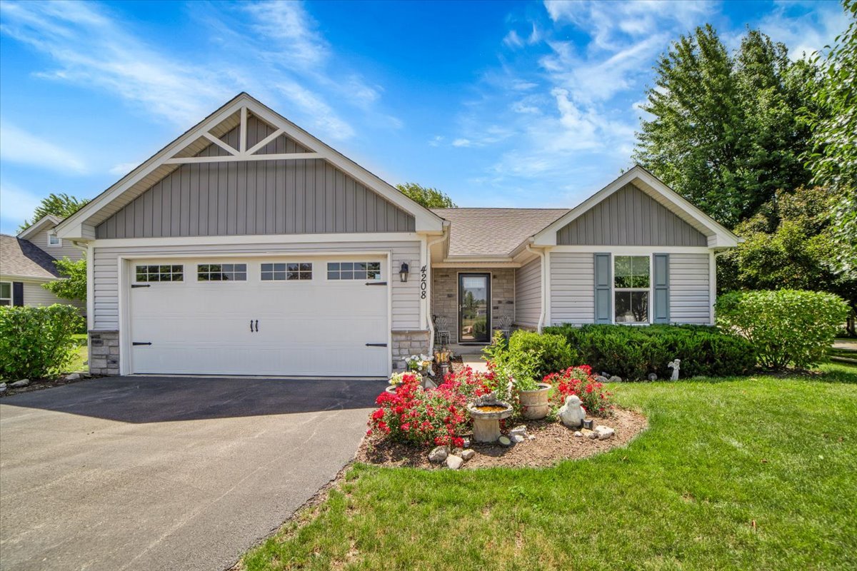 4208 E Millbrook Circle, Yorkville, IL 60560