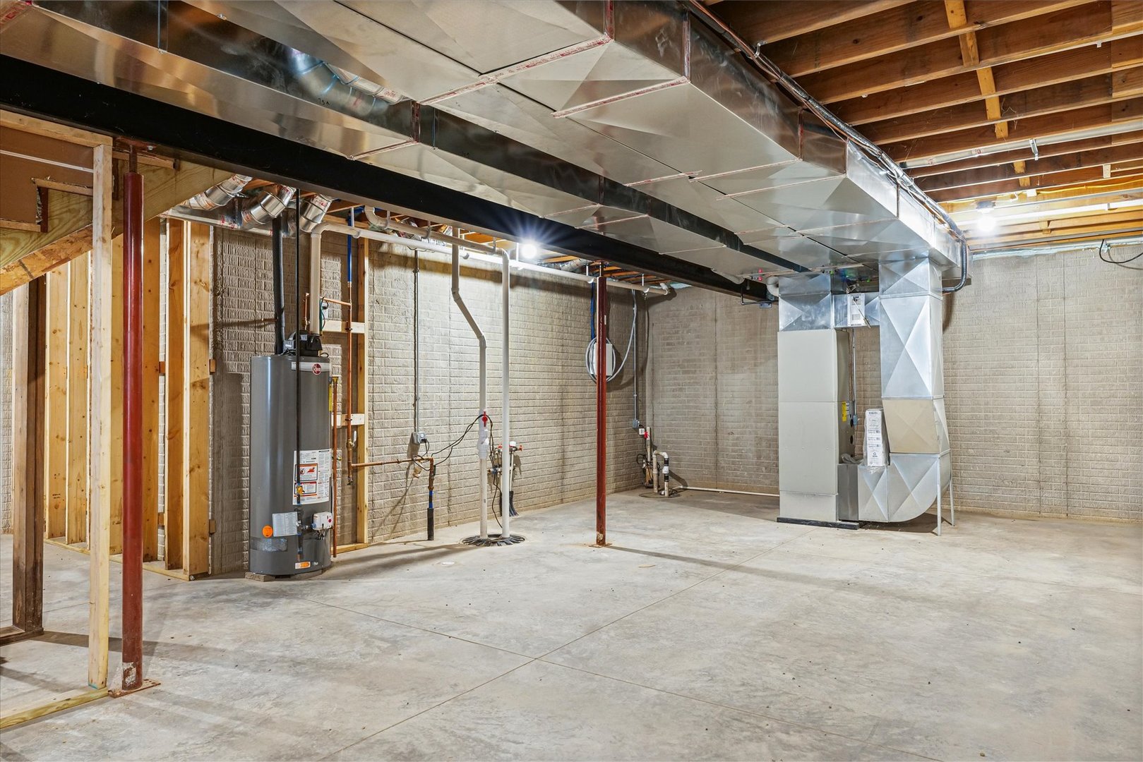 103 S 1st Street, Strawn, IL 61775