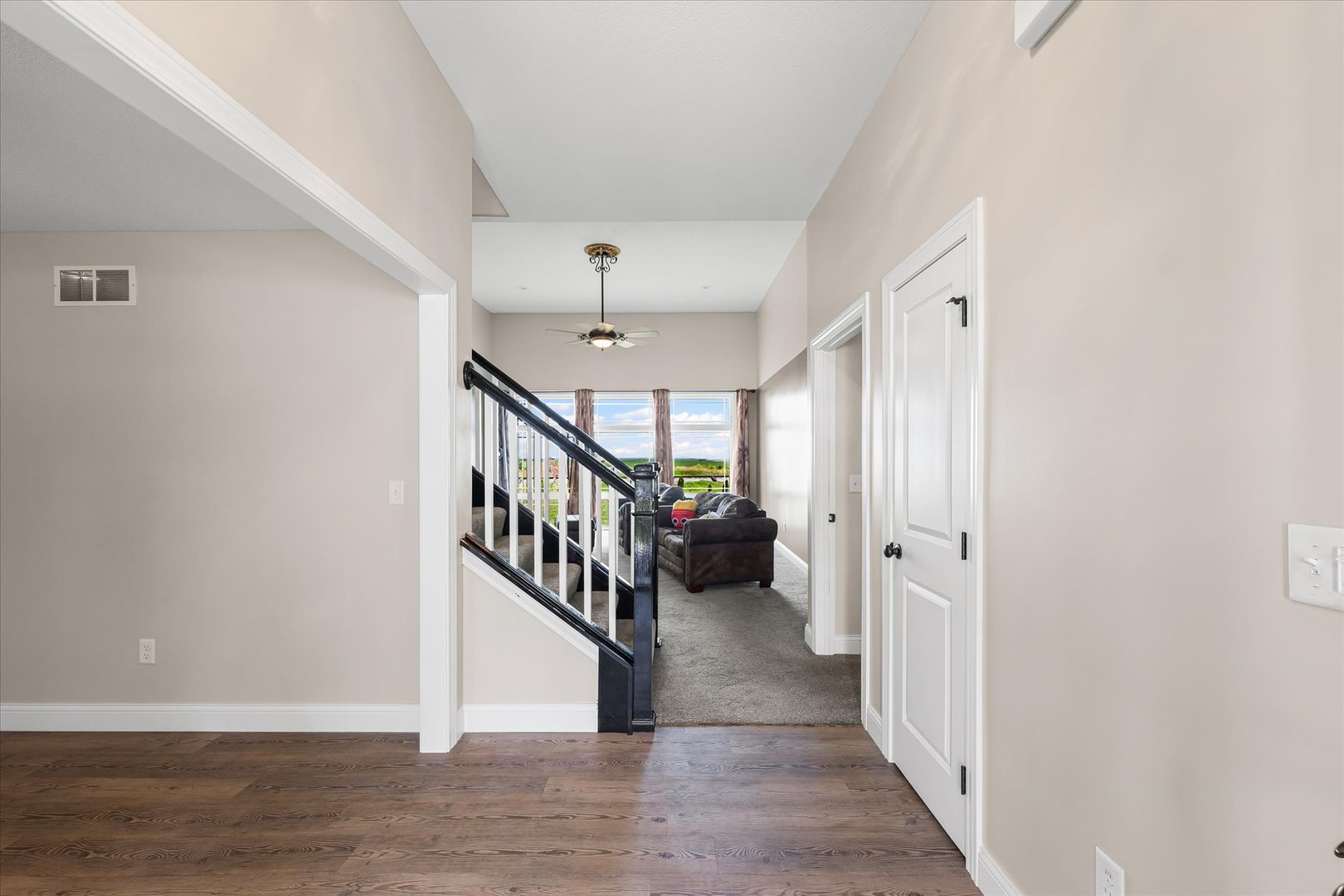 103 S 1st Street, Strawn, IL 61775