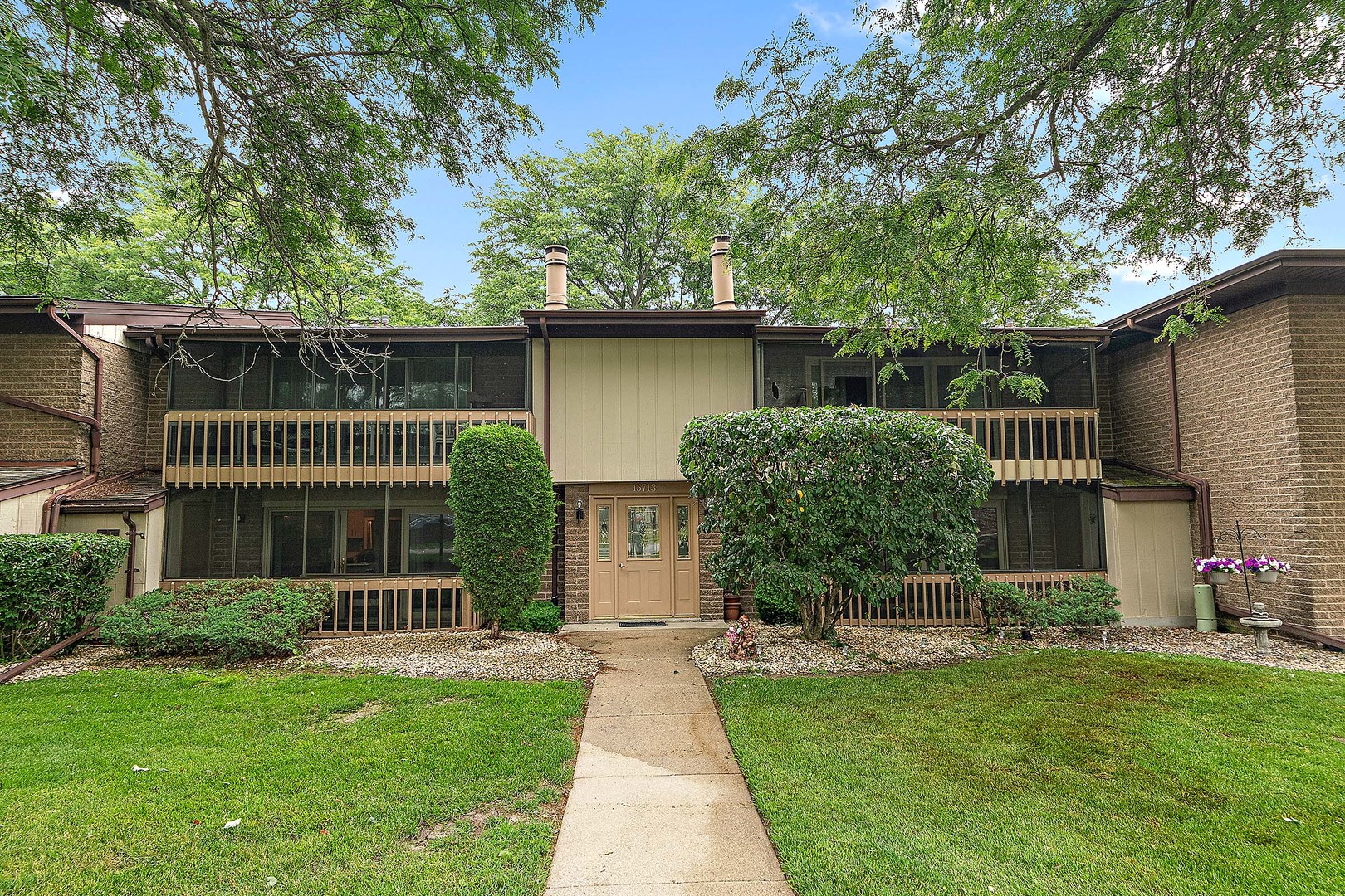 15713 Orlan Brook Drive #97, Orland Park, IL 60462