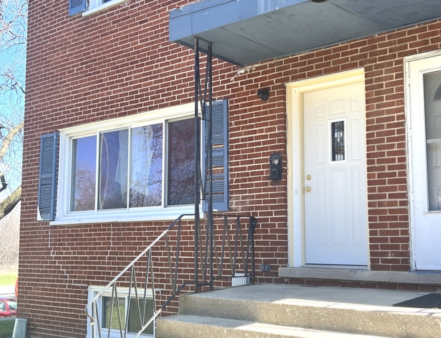 905 W North Avenue #A, Villa Park, IL 60181