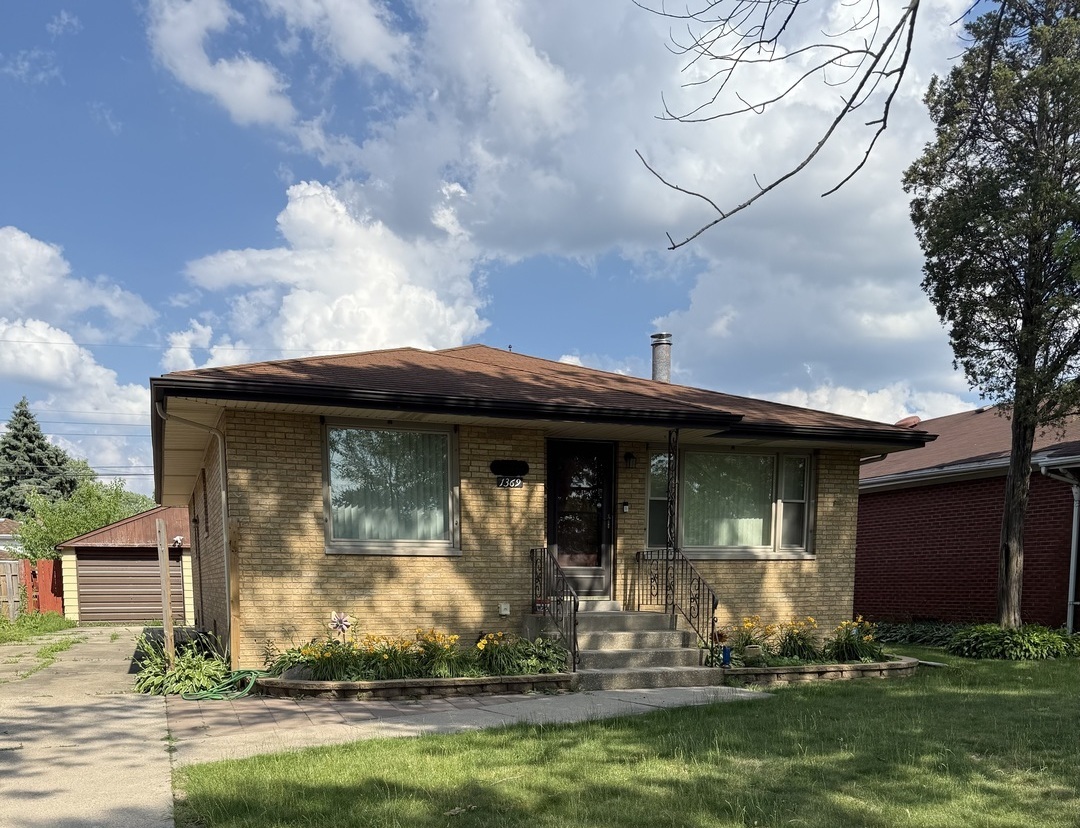 1369 Superior Avenue, Calumet City, IL 60409