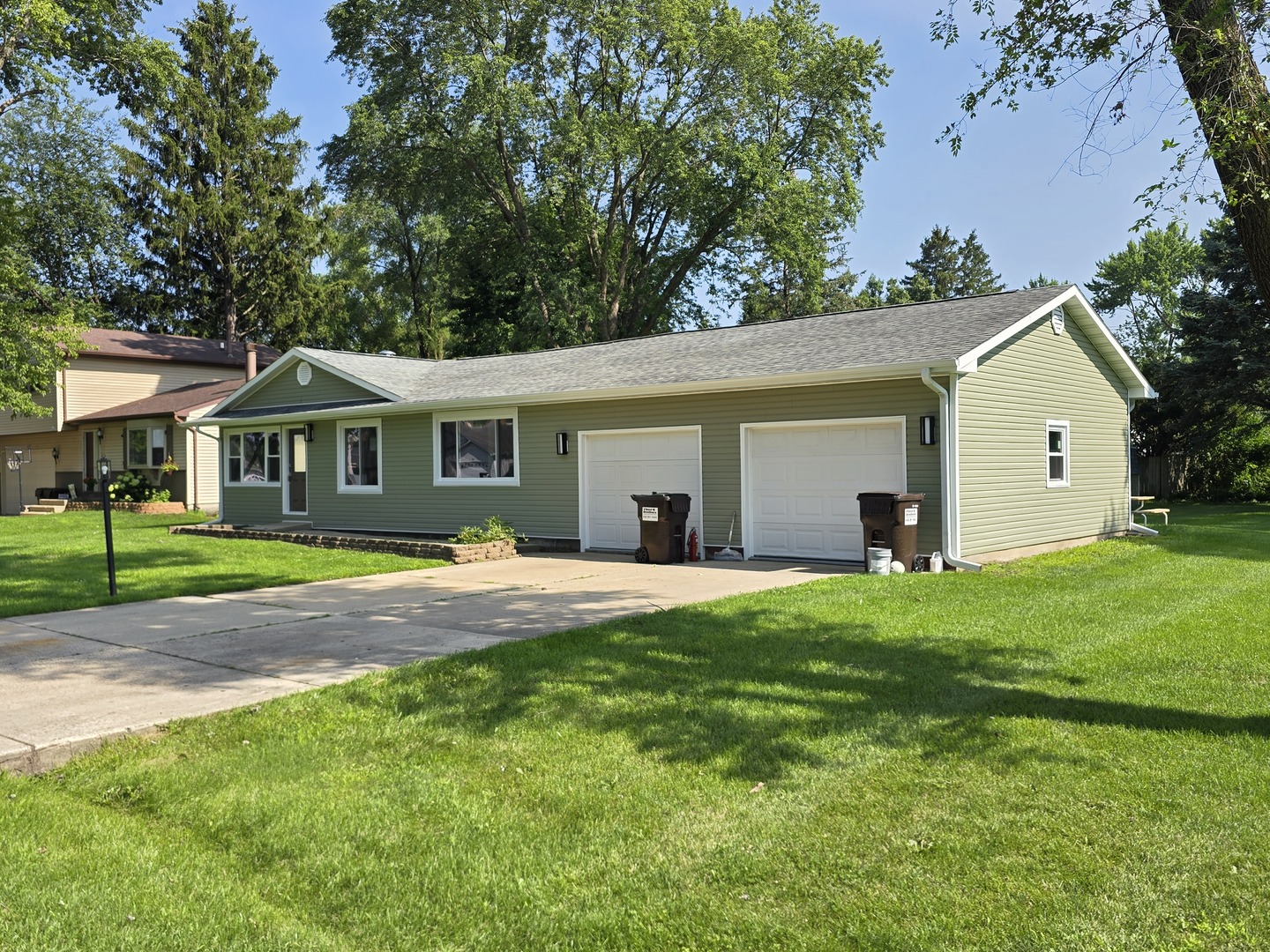 3009 Miller Drive, McHenry, IL 60050