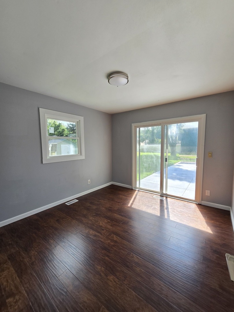 3009 Miller Drive, McHenry, IL 60050