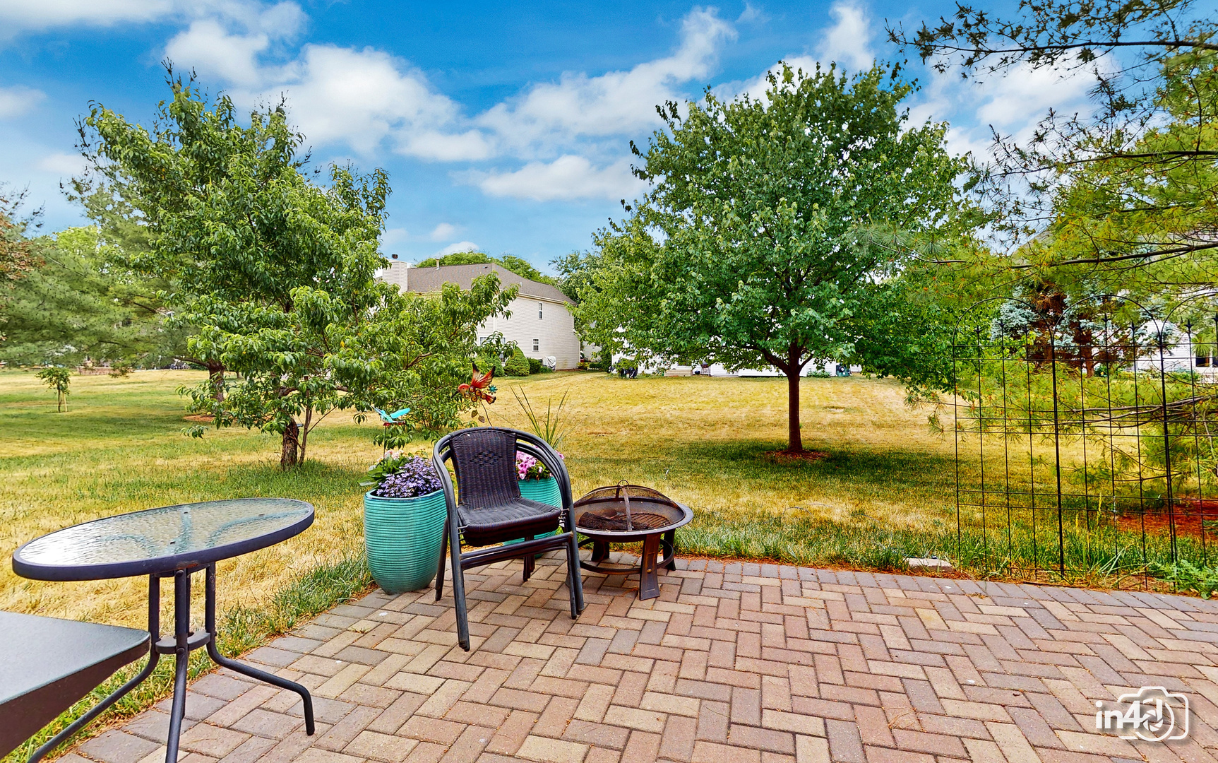 776 SIGMUND Road, Naperville, IL 60563