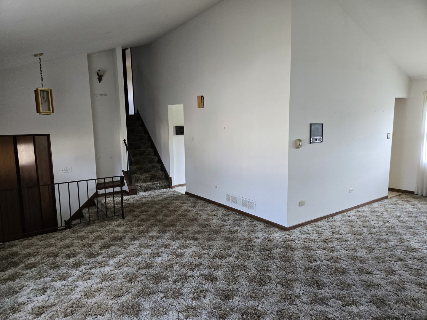6305 157th Street, Oak Forest, IL 60452