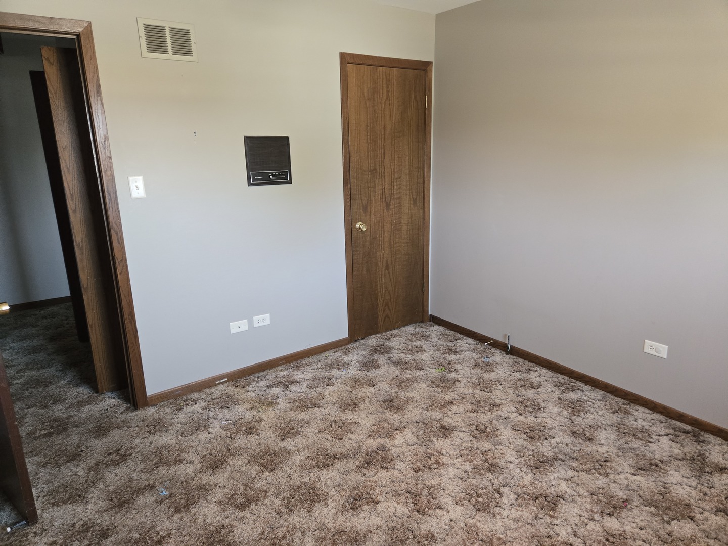 6305 157th Street, Oak Forest, IL 60452
