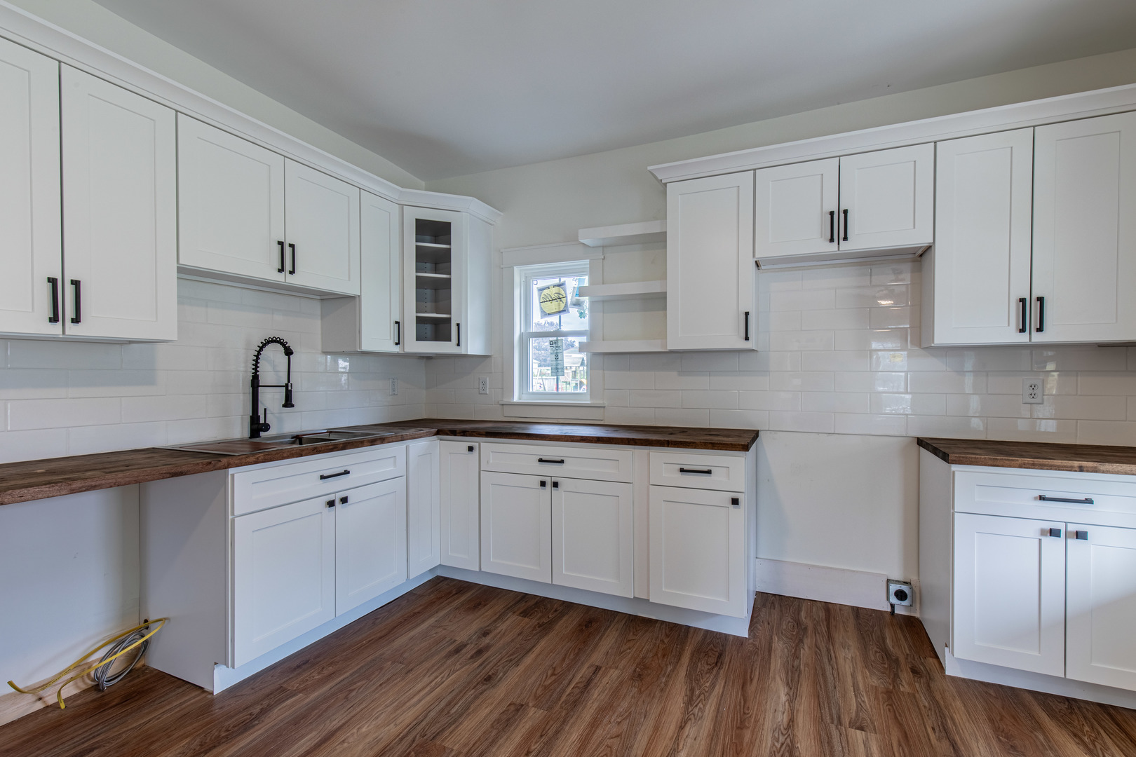 202 E Walnut Street, Sheffield, IL 61361
